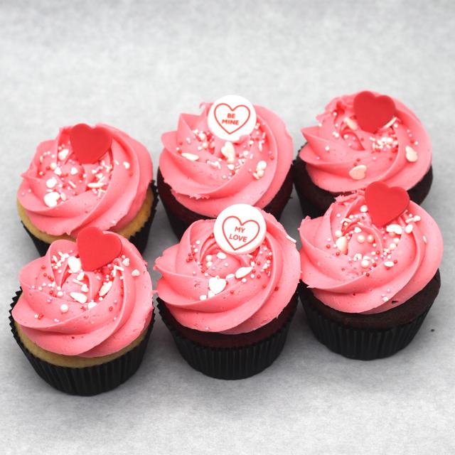 6 cupcakes Valentine