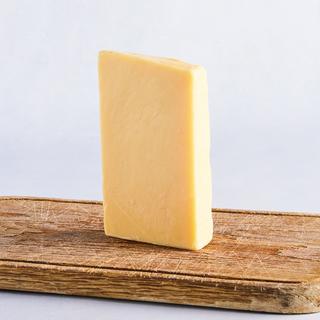 Kerrygold Mature cheddar