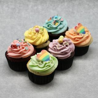 PRIDE 6 cupcakes